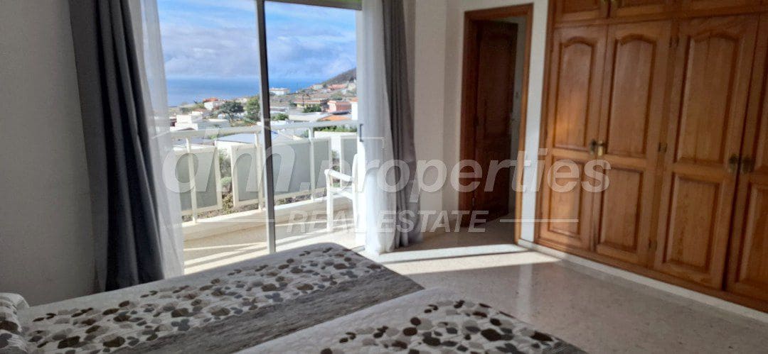 3 bedroom Townhouse for sale in La Camella - € 699,000 (Ref: 9739194)