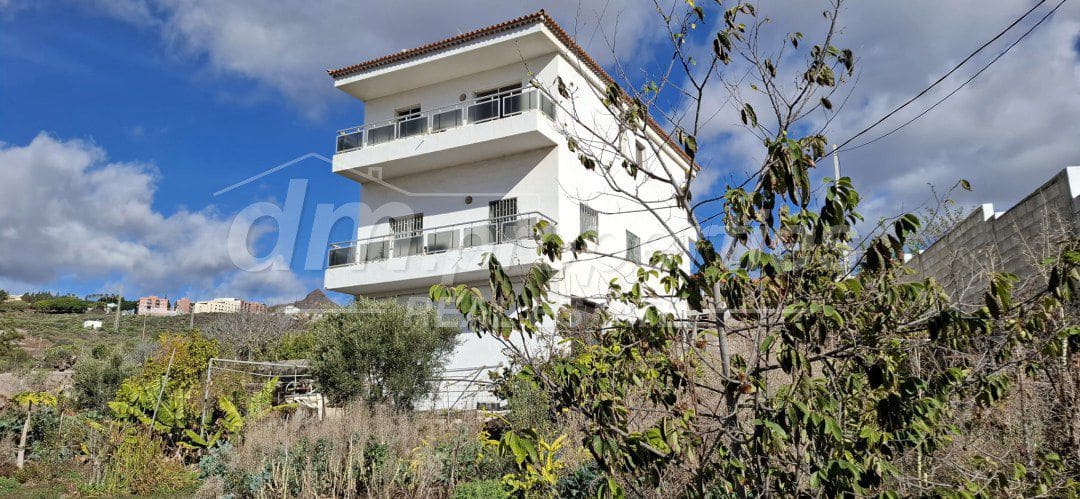 3 bedroom Townhouse for sale in La Camella - € 699,000 (Ref: 9739194)