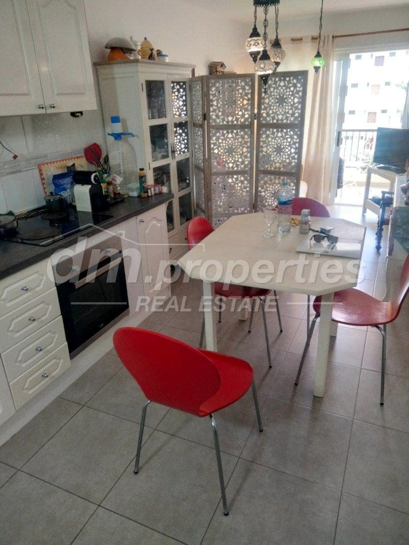 Apartamento de 1 habitación en Playa de las Americas en venta - 330.000 € (Ref: 9739195)
