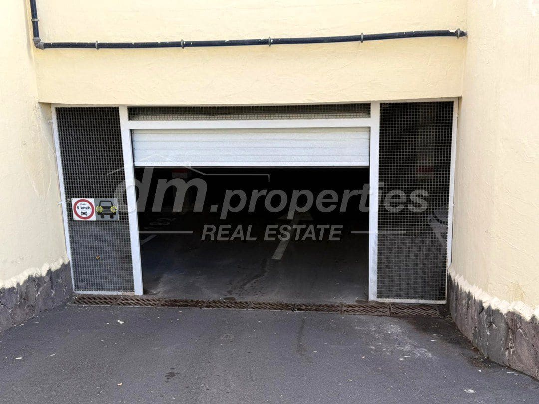 Garaje en Los Cristianos en venta - 62.000 € (Ref: 9739197)