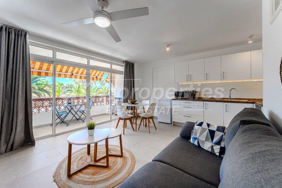 1 sovrum Lägenhet till salu i Arona - 225 000 € (Ref: 9739198)