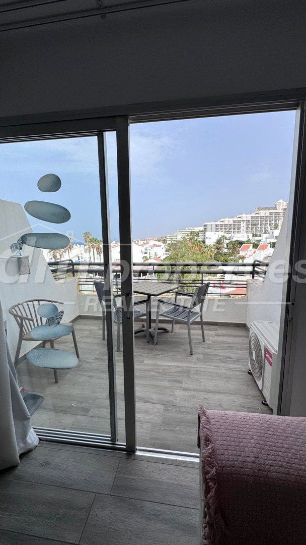 Studio à vendre à Costa Adeje - 230 000 € (Ref: 9747728)