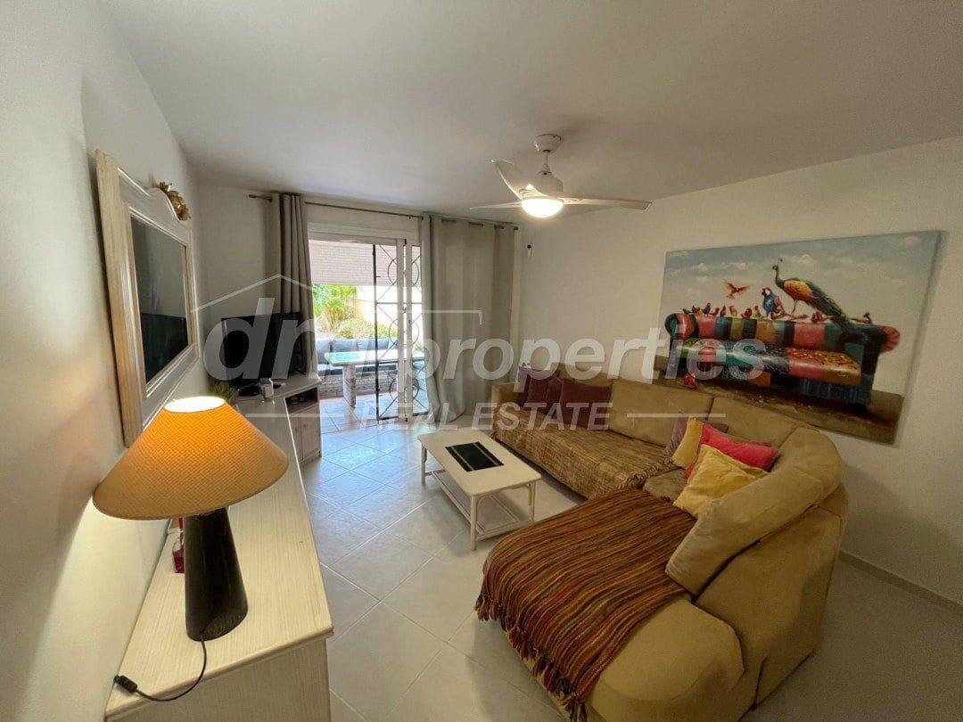 Apartamento de 3 habitaciones en Los Cristianos en venta - 630.000 € (Ref: 9747729)