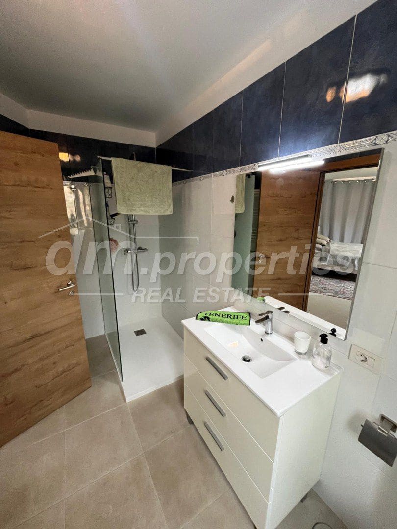 Apartamento de 3 habitaciones en Los Cristianos en venta - 630.000 € (Ref: 9747729)