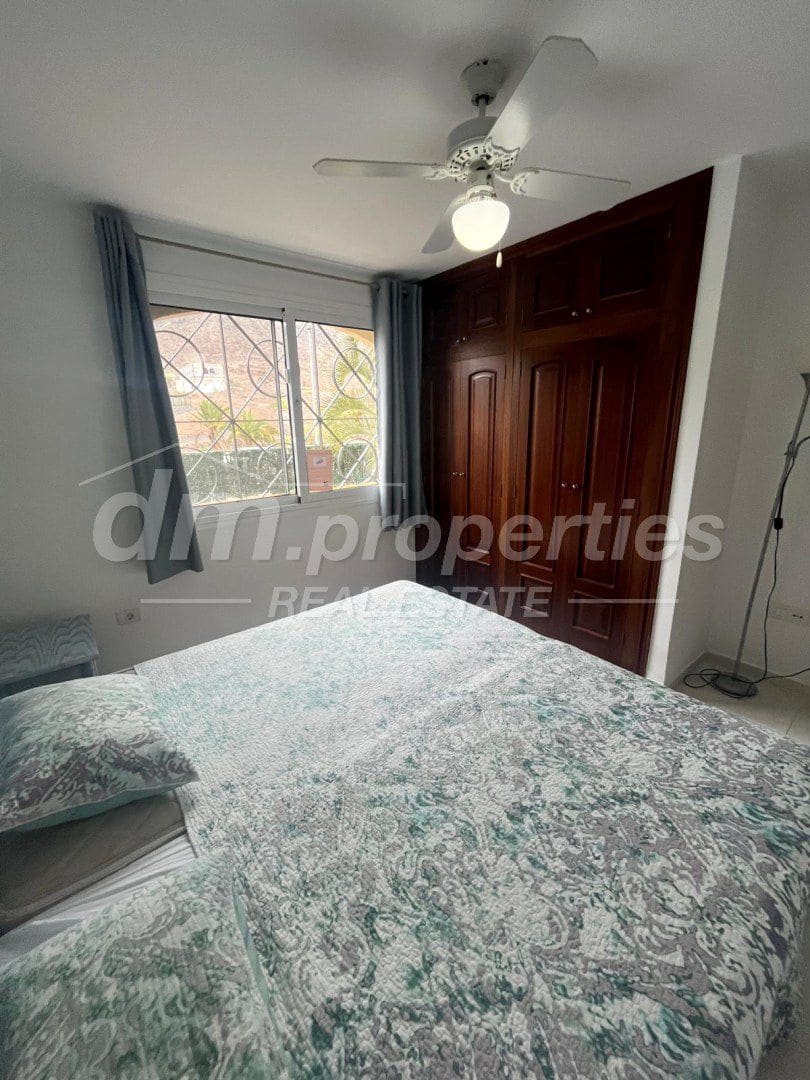 Apartamento de 3 habitaciones en Los Cristianos en venta - 630.000 € (Ref: 9747729)