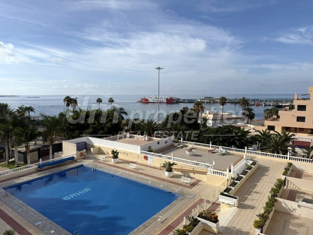 Apartamento de 2 habitaciones en Los Cristianos en venta - 699.500 € (Ref: 9747731)