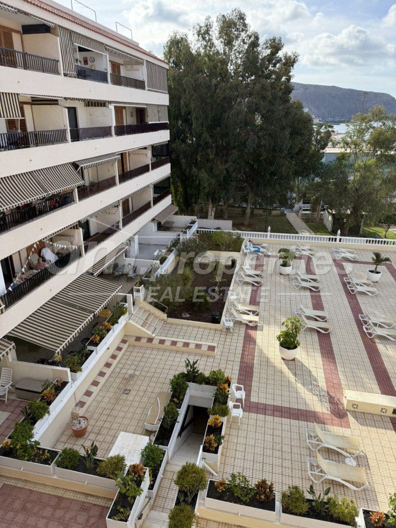 Apartamento de 2 habitaciones en Los Cristianos en venta - 699.500 € (Ref: 9747731)