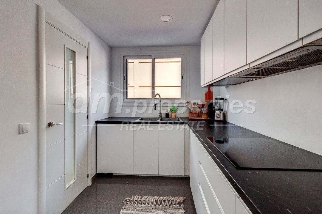 3 bedroom Terraced Villa for sale in Puerto Santiago with garage - € 550,000 (Ref: 9747733)