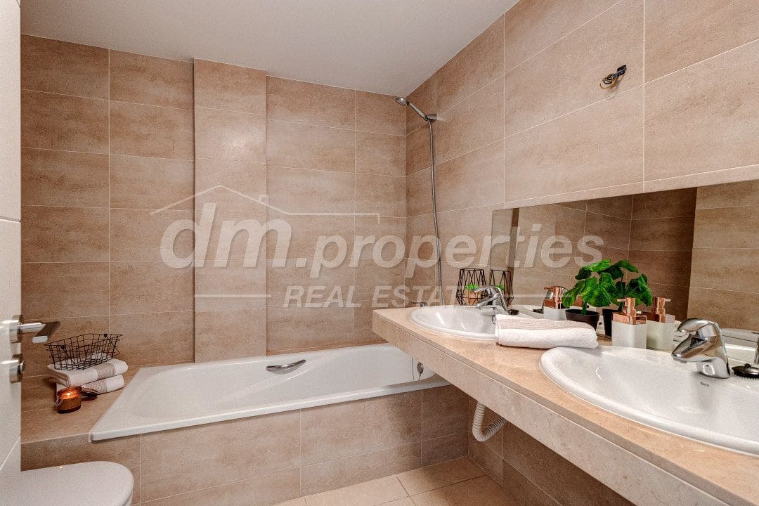 3 bedroom Terraced Villa for sale in Puerto Santiago with garage - € 550,000 (Ref: 9747733)