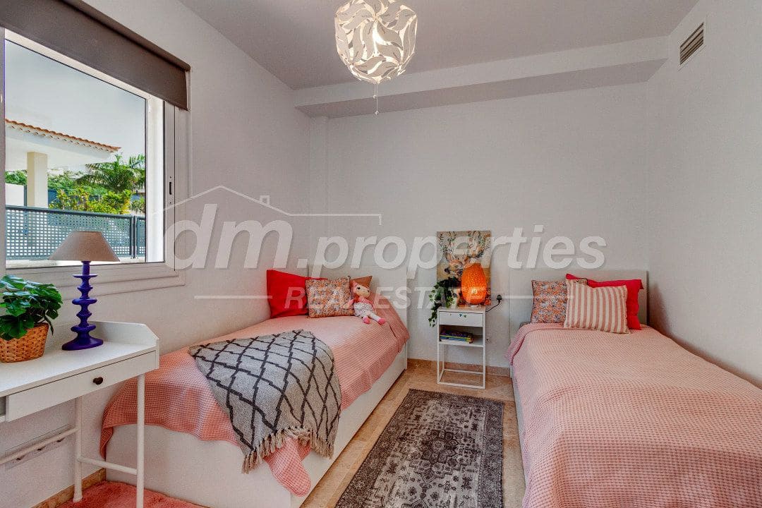 3 bedroom Terraced Villa for sale in Puerto Santiago with garage - € 550,000 (Ref: 9747733)