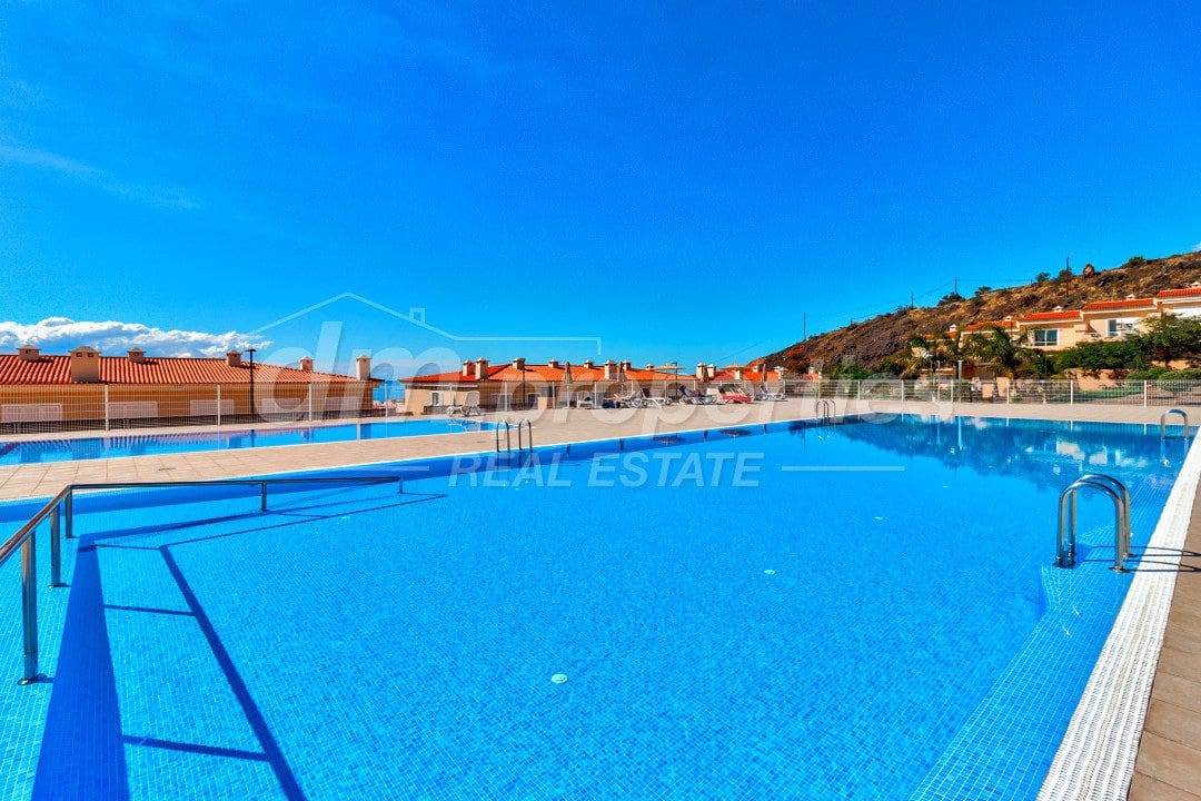 3 bedroom Terraced Villa for sale in Puerto Santiago with garage - € 550,000 (Ref: 9747733)