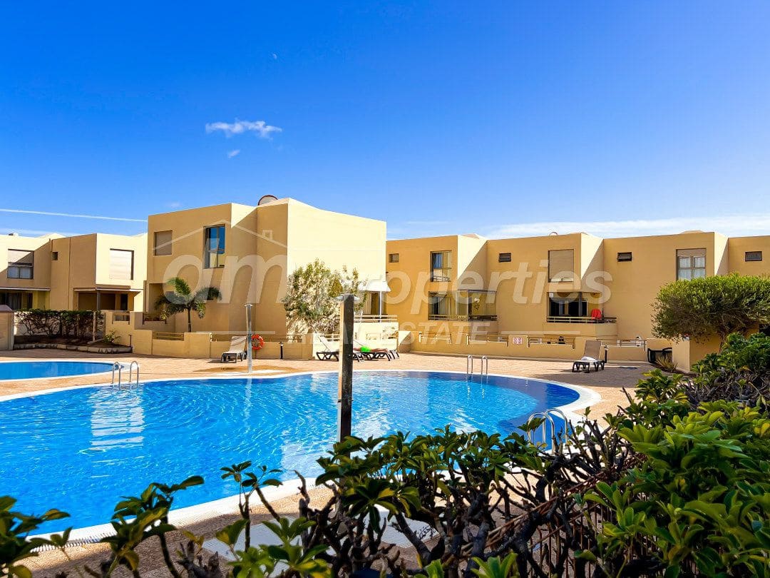 3 soveværelse Rækkehus til salg i La Tejita med garage - € 650.000 (Ref: 9747736)