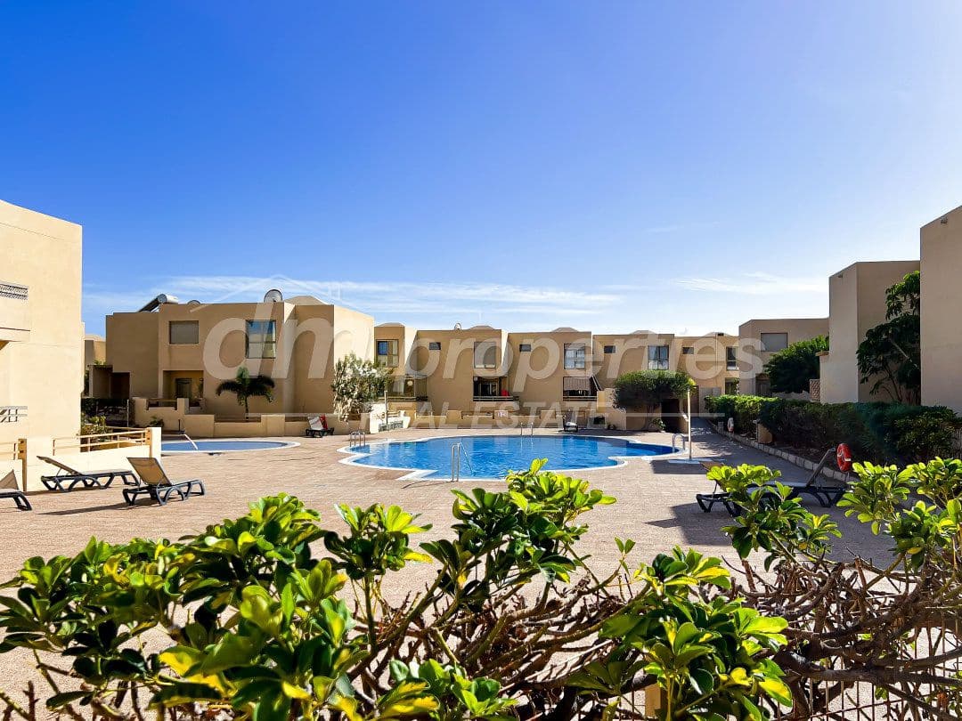 3 soveværelse Rækkehus til salg i La Tejita med garage - € 650.000 (Ref: 9747736)