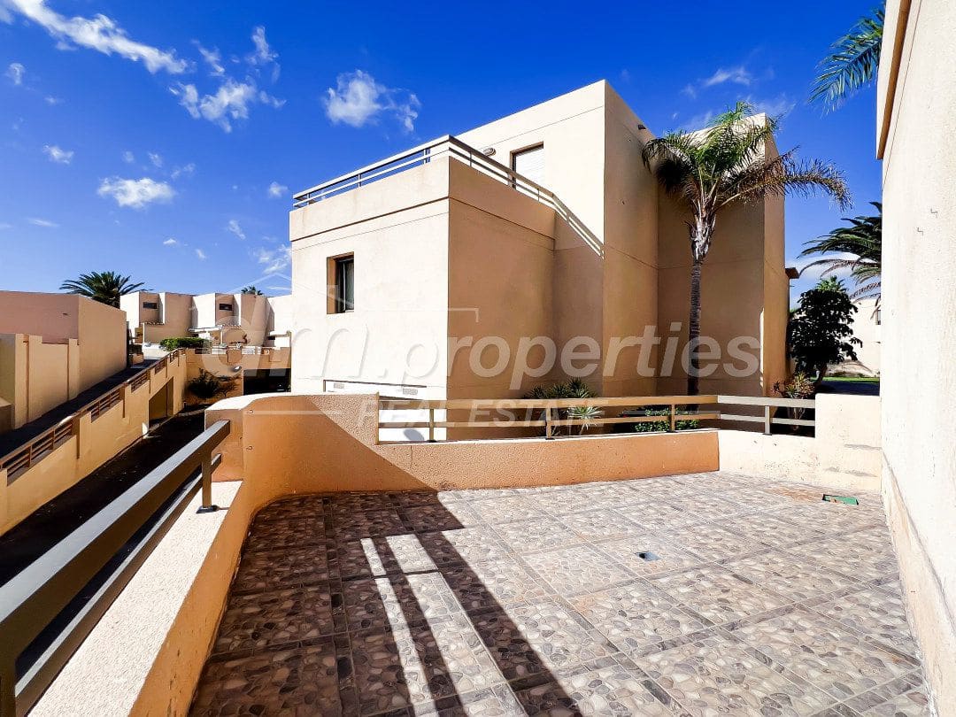 3 soveværelse Rækkehus til salg i La Tejita med garage - € 650.000 (Ref: 9747736)