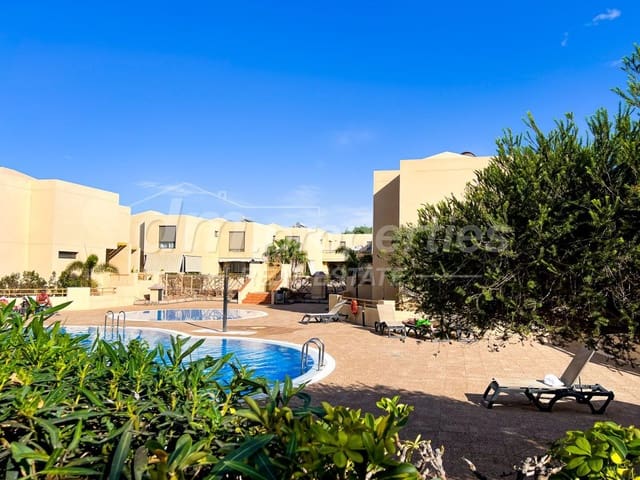 3 soveværelse Rækkehus til salg i La Tejita, Granadilla de Abona med garage - € 650.000 (Ref: 9747736)