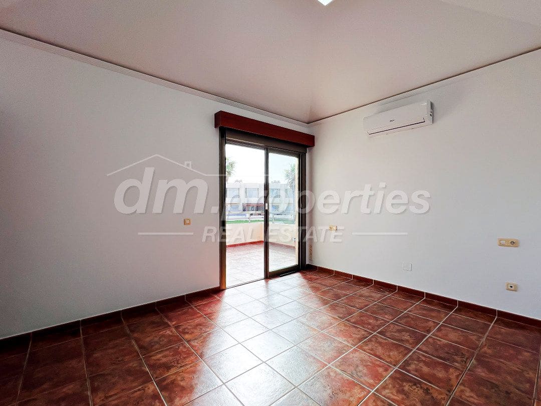 3 soveværelse Rækkehus til salg i La Tejita med garage - € 650.000 (Ref: 9747736)