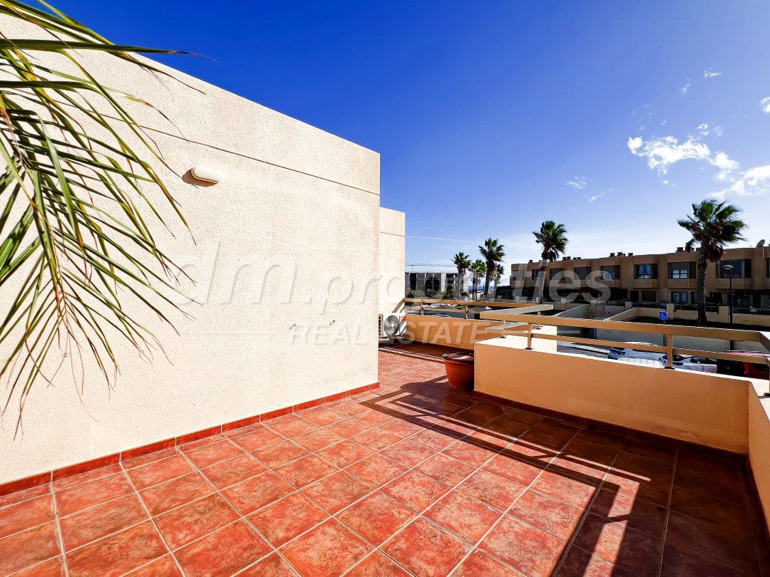 3 soveværelse Rækkehus til salg i La Tejita med garage - € 650.000 (Ref: 9747736)