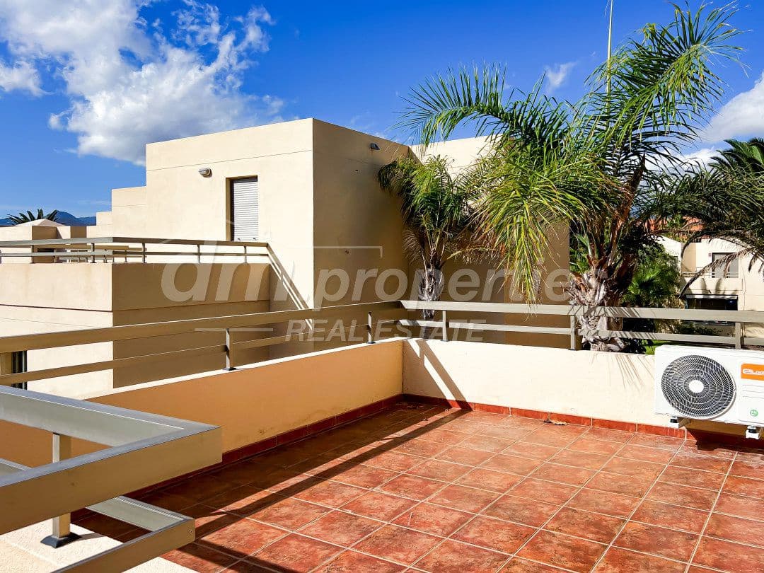 3 soveværelse Rækkehus til salg i La Tejita med garage - € 650.000 (Ref: 9747736)