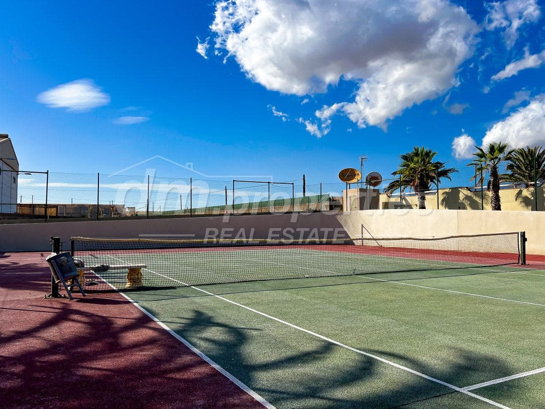 3 soveværelse Rækkehus til salg i La Tejita med garage - € 650.000 (Ref: 9747736)