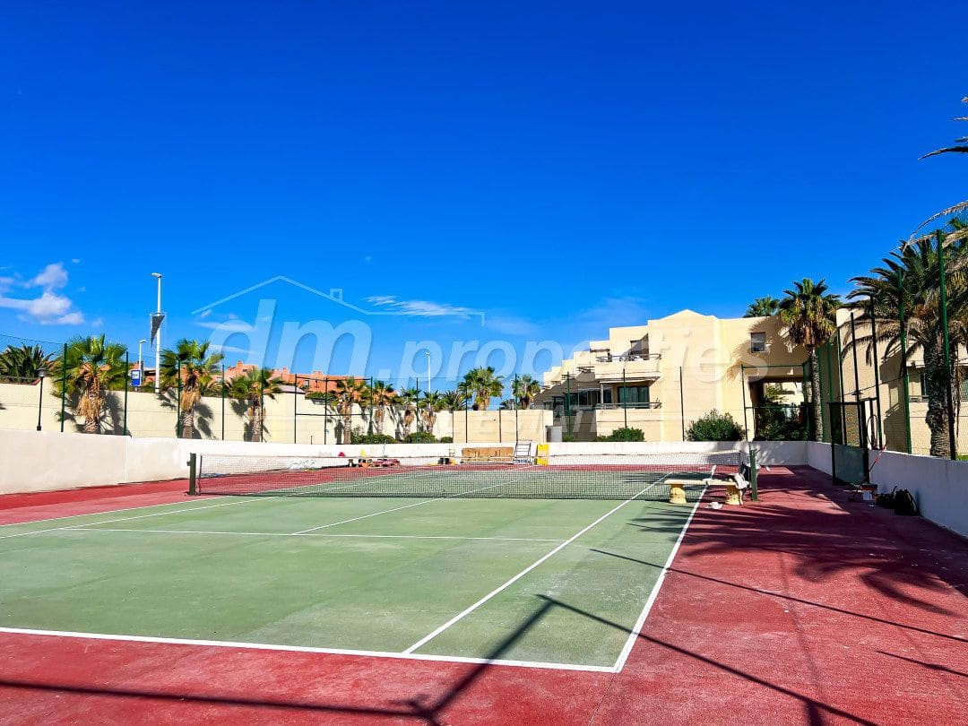 3 soveværelse Rækkehus til salg i La Tejita med garage - € 650.000 (Ref: 9747736)