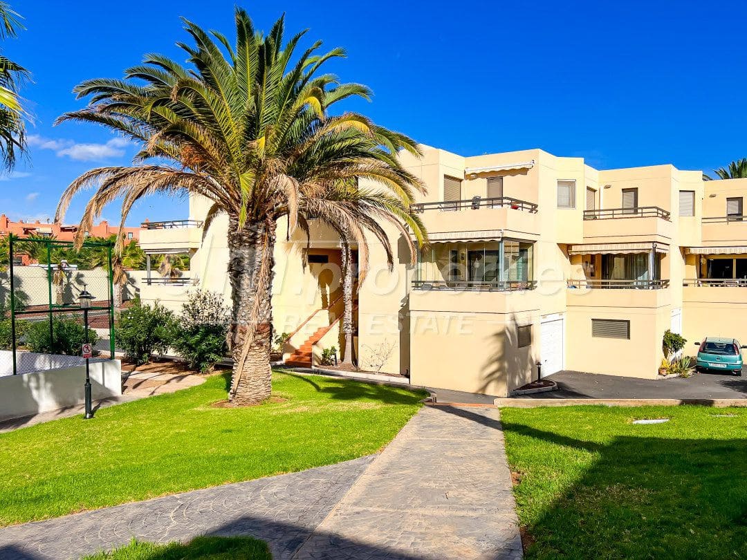 3 soveværelse Rækkehus til salg i La Tejita med garage - € 650.000 (Ref: 9747736)