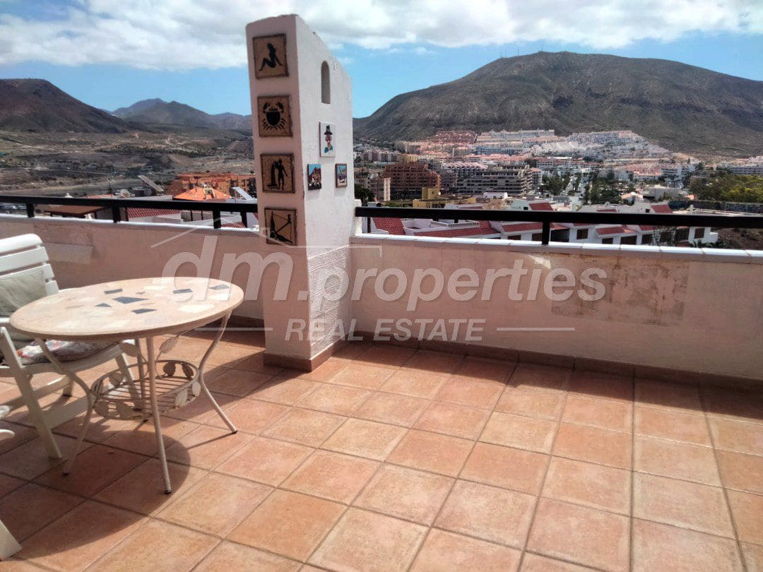 Apartamento de 3 habitaciones en Los Cristianos en venta con garaje - 585.000 € (Ref: 9751812)