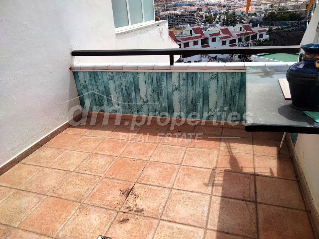 Apartamento de 3 habitaciones en Los Cristianos en venta con garaje - 585.000 € (Ref: 9751812)