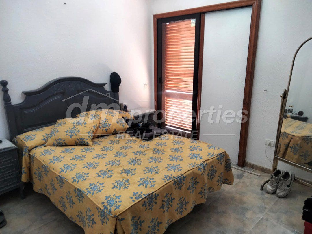 Apartamento de 3 habitaciones en Los Cristianos en venta con garaje - 585.000 € (Ref: 9751812)