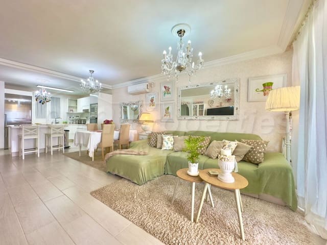 2 chambre Appartement à vendre à Torviscas, Adeje avec garage - 535 000 € (Ref: 9751814)