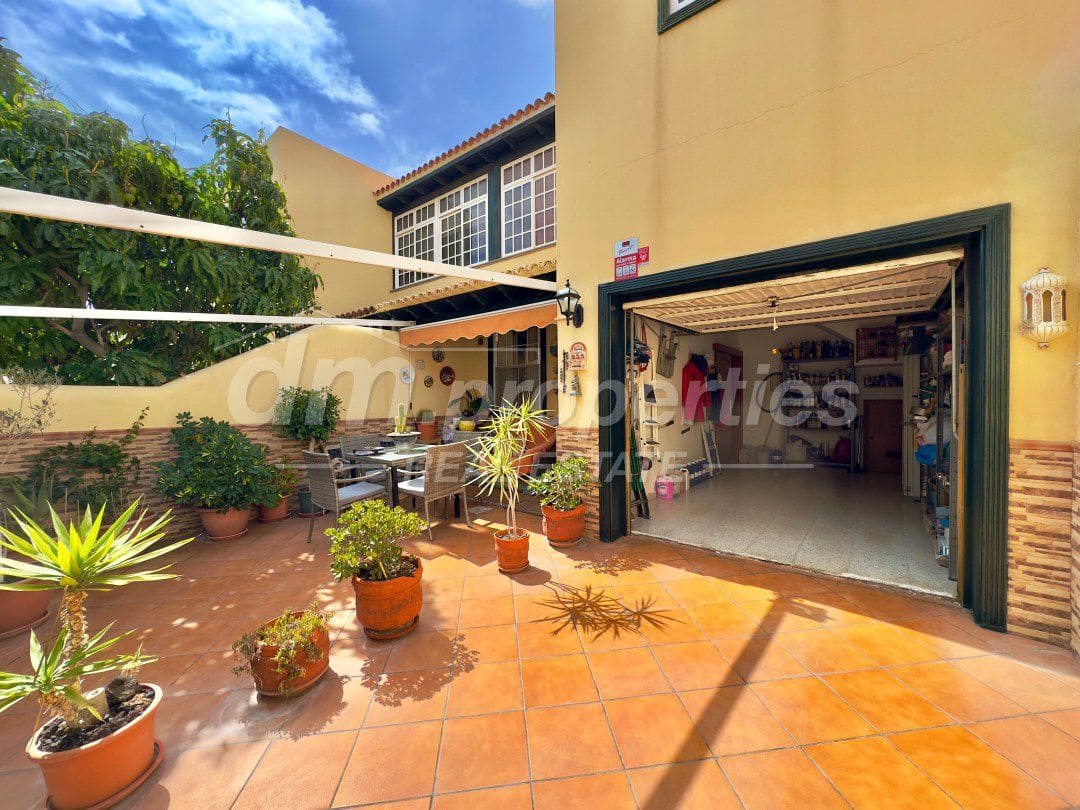 3 sypialnia Dom szeregowy na sprzedaż w Las Rosas (Las Galletas) z garażem - 399 900 € (Ref: 9751815)