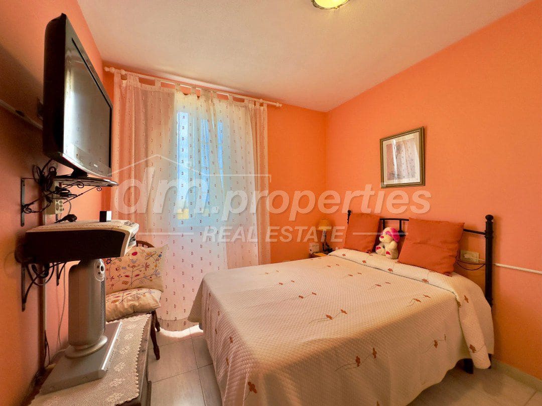 3 sypialnia Dom szeregowy na sprzedaż w Las Rosas (Las Galletas) z garażem - 399 900 € (Ref: 9751815)