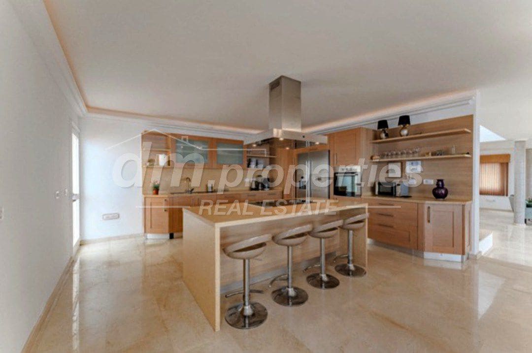 8 soverom Villa til salgs i El Sauzal - € 2 800 000 (Ref: 9751816)