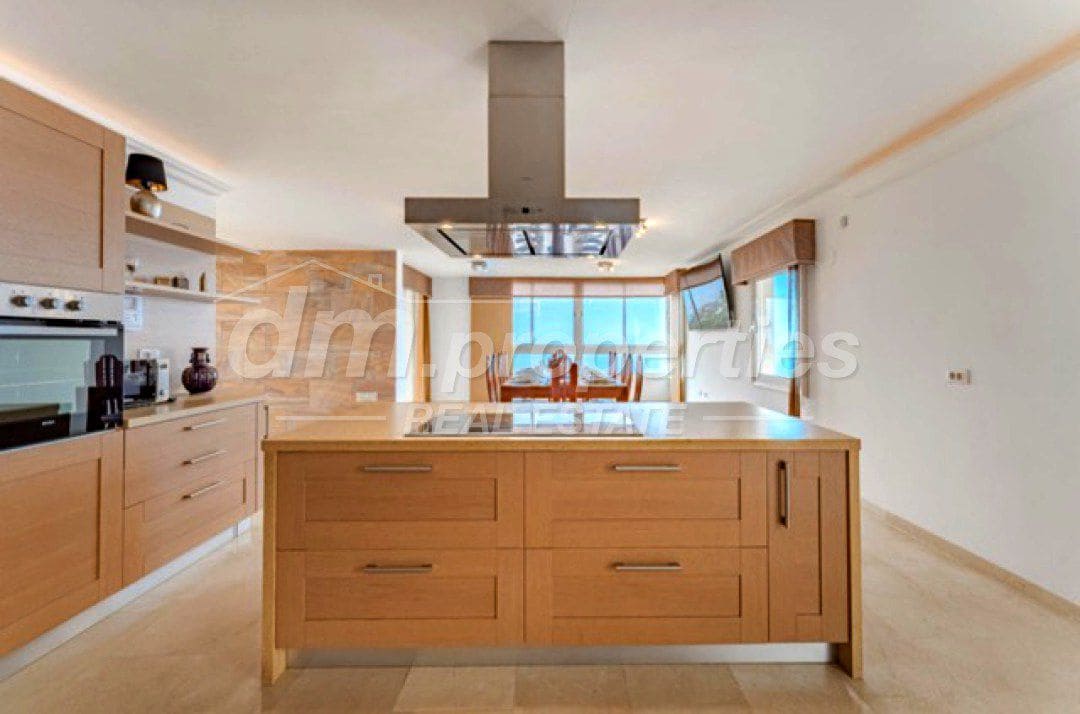 8 soverom Villa til salgs i El Sauzal - € 2 800 000 (Ref: 9751816)