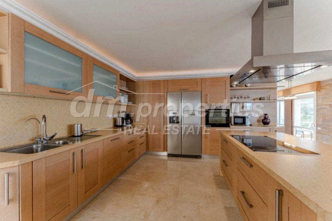 8 soverom Villa til salgs i El Sauzal - € 2 800 000 (Ref: 9751816)