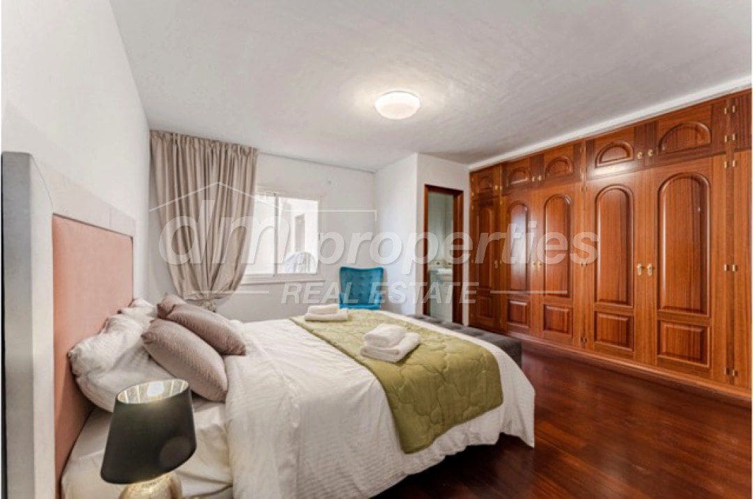 8 soverom Villa til salgs i El Sauzal - € 2 800 000 (Ref: 9751816)