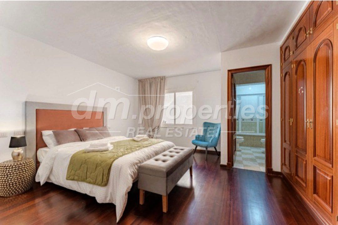 8 soverom Villa til salgs i El Sauzal - € 2 800 000 (Ref: 9751816)