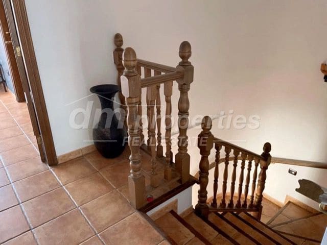 4 soverom Villa til salgs i El Sauzal med garasje - € 590 000 (Ref: 9751818)