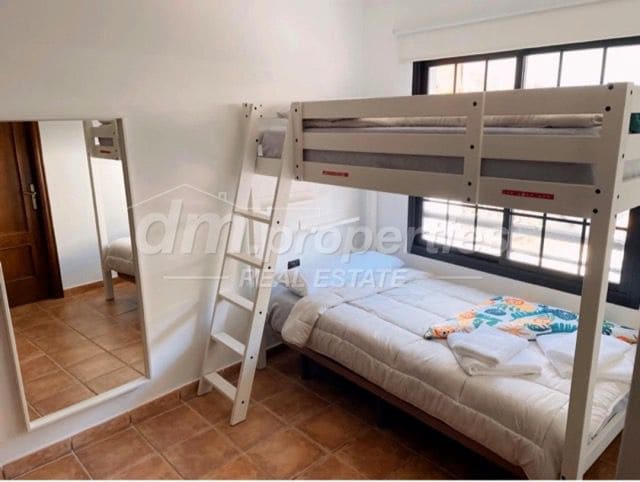 4 soverom Villa til salgs i El Sauzal med garasje - € 590 000 (Ref: 9751818)