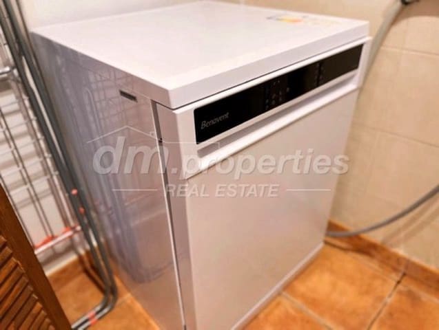 4 soverom Villa til salgs i El Sauzal med garasje - € 590 000 (Ref: 9751818)