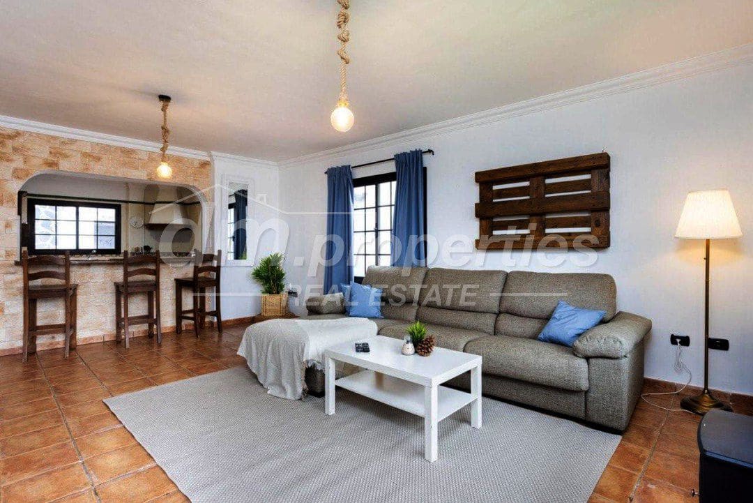 4 sovrum Villa till salu i El Sauzal med garage - 590 000 € (Ref: 9751818)