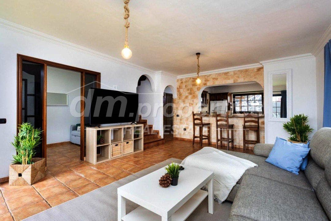 4 sovrum Villa till salu i El Sauzal med garage - 590 000 € (Ref: 9751818)