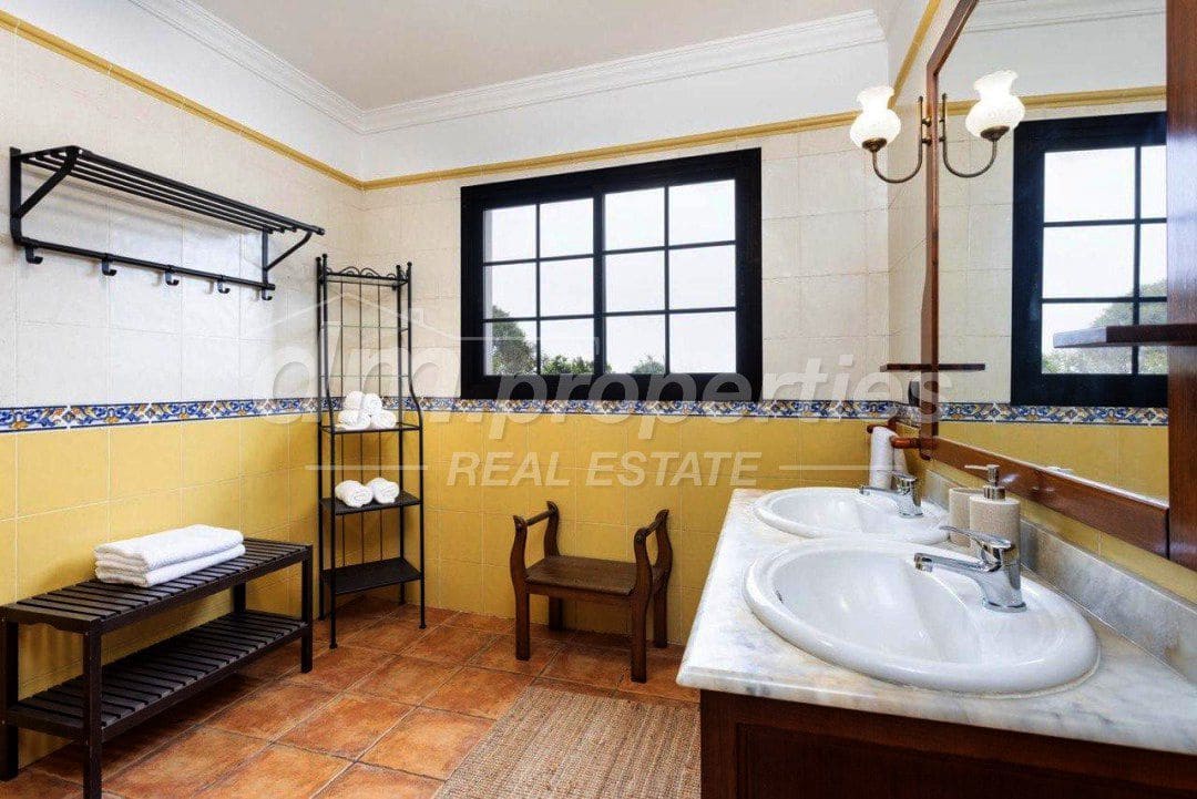 4 sovrum Villa till salu i El Sauzal med garage - 590 000 € (Ref: 9751818)