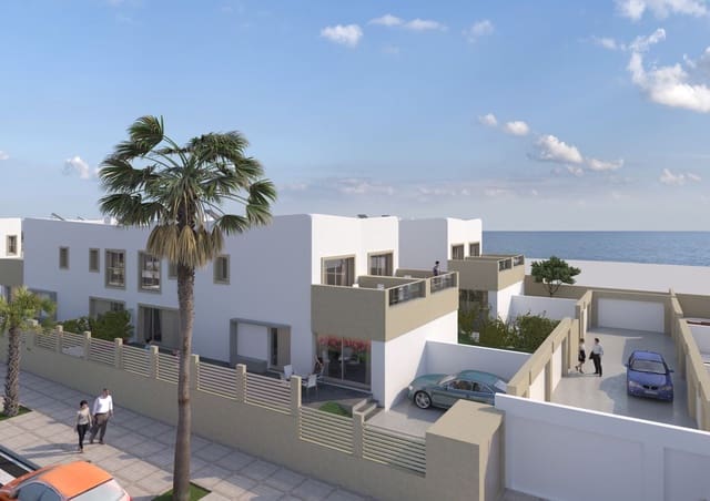 3 slaapkamer Villa te koop in El Medano, Granadilla de Abona - € 497.674 (Ref: 9751820)