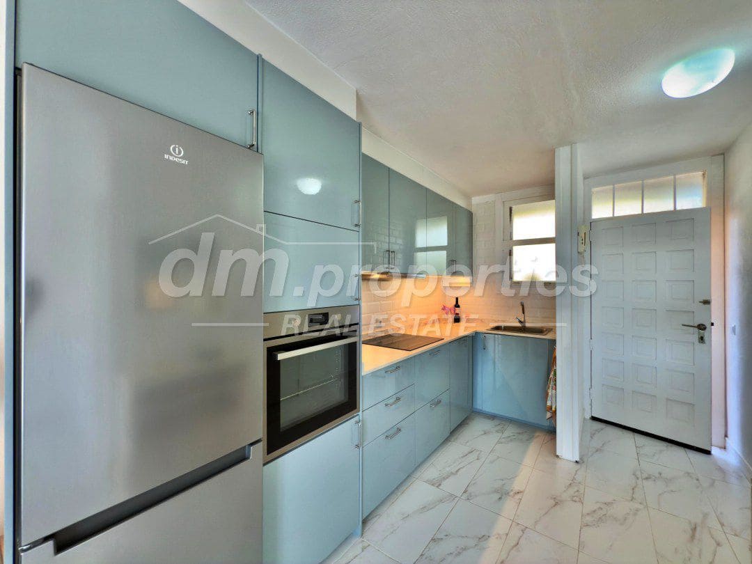 1 slaapkamer Appartement te koop in Los Cristianos - € 425.000 (Ref: 9751822)