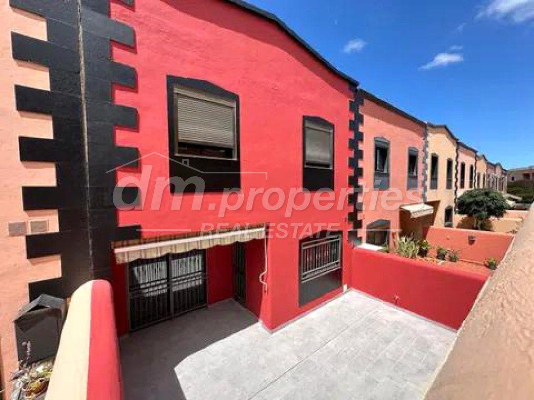 3 sypialnia Dom szeregowy na sprzedaż w Adeje z garażem - 575 000 € (Ref: 9751823)