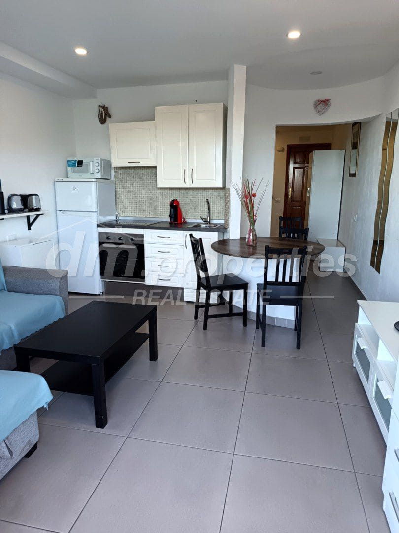 1 bedroom Apartment for sale in Costa Adeje with garage - € 189,000 (Ref: 9751824)