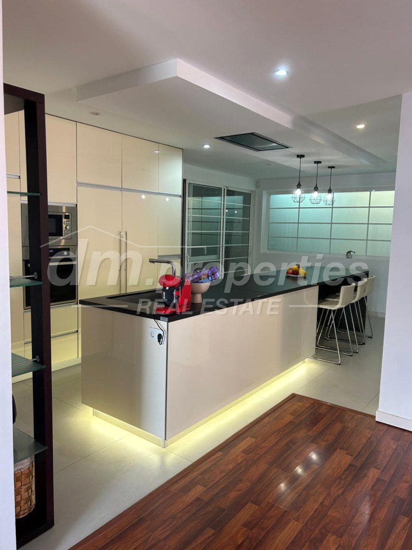 5 camera da letto Villa in vendita in Los Cristianos - 2.200.000 € (Rif: 9751826)