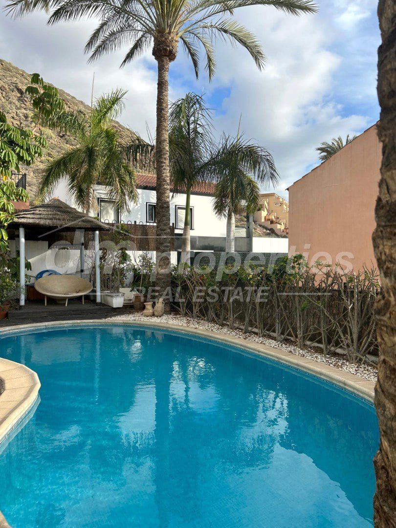 5 camera da letto Villa in vendita in Los Cristianos - 2.200.000 € (Rif: 9751826)