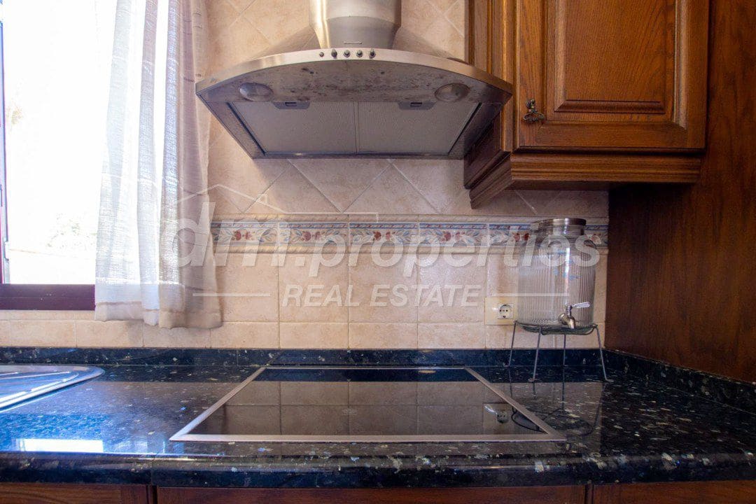 3 soverom Hus til salgs i Parque de la Reina - € 550 000 (Ref: 9758714)