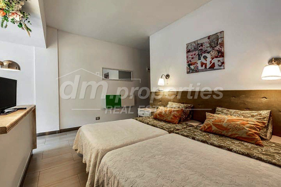 Studio te koop in Los Cristianos - € 230.000 (Ref: 9770397)